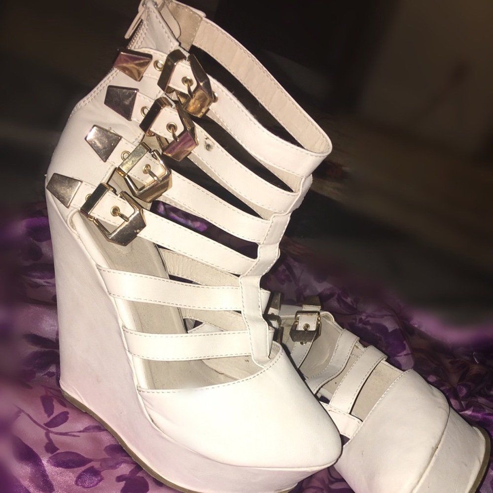 Heel/wedges